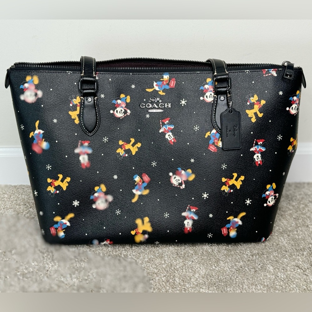 COACH X Disney Gallery Tote Black Holiday Print Bag Limited Edition Purse